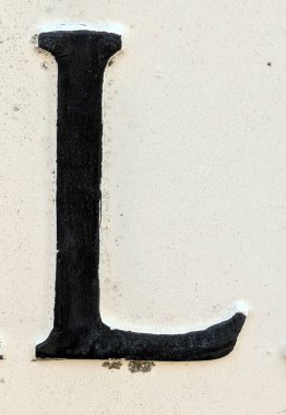 Sıkıntılı Durum Tipografisi ile Yazılan Sözcükler Bulundu L Harfi