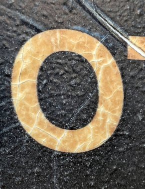 Sıkıntılı Durum Tipografisi ile Yazılan Kelimeler Fidye Mektubu Bulundu