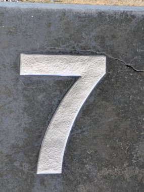 Sıkıntılı Durum Tipografisinde Yazılan Sözler Fidye Numarası 7 'yi Buldu