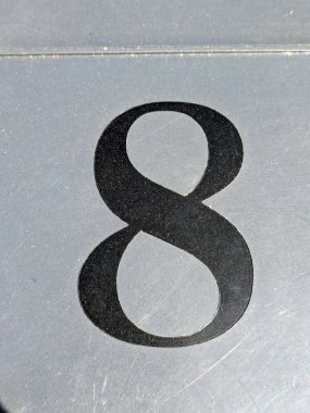 Sıkıntılı Durum Tipografisinde Yazılan Sözler Fidye Numarası 8 'i Buldu