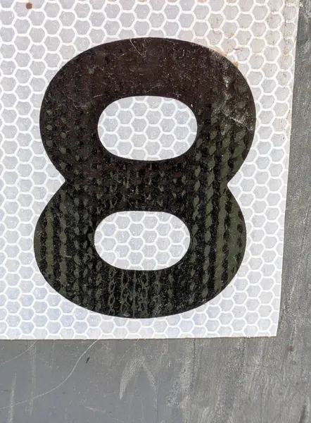 Sıkıntılı Durum Tipografisinde Yazılan Sözler Fidye Numarası 8 'i Buldu