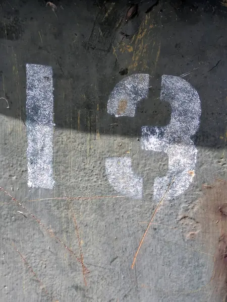 Sıkıntılı Durum Tipografisinde Yazılan Sözler Fidye Numarası 13 'ü Buldu