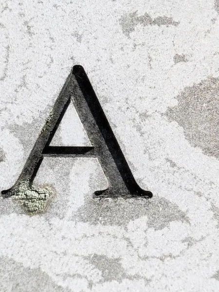 Sıkıntılı Durum Tipografisi ile Yazılan Sözcükler Fidye Mektubu A 'yı Buldu