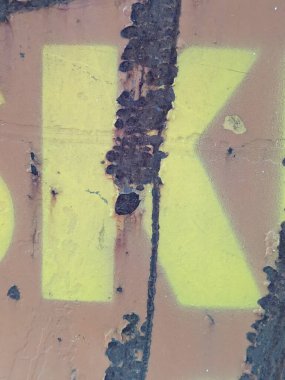 Sıkıntılı Durum Tipografisi ile Yazılan Sözcükler Fidye Harfi K Bulundu