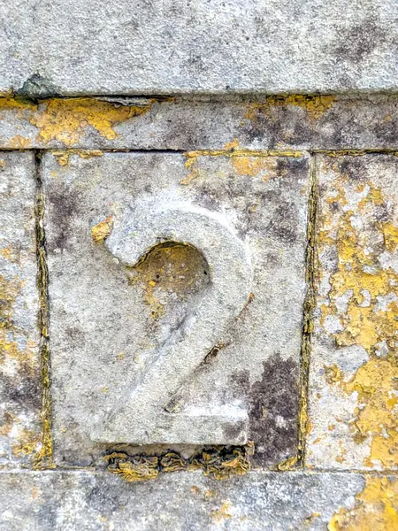 Sıkıntılı Durum Tipografisi ile Yazılan Sözcükler Ransom Yazı Tipi Numara 2 'yi Buldu