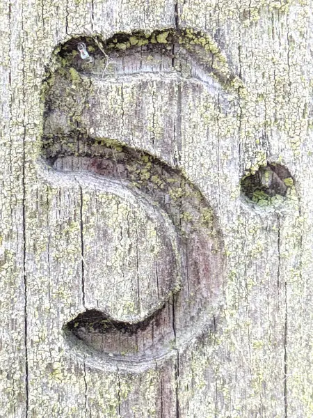 Sıkıntılı Durum Tipografisi ile Yazılan Sözler Fidye Numarası 5. Yazı Tipi Bulundu