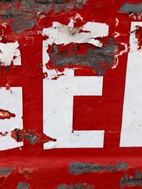 Sıkıntılı Durum Tipografisi ile Yazılan Kelimeler Ransom Yazı Tipi E Harfi Bulundu