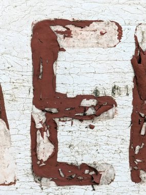 Sıkıntılı Durum Tipografisi ile Yazılan Kelimeler Ransom Yazı Tipi E Harfi Bulundu