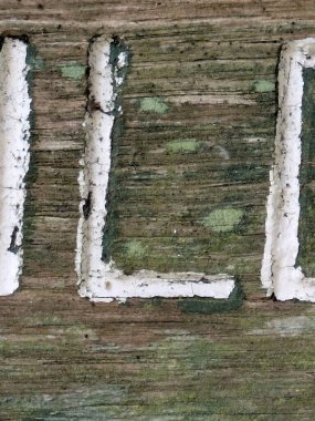 Sıkıntılı Durum Tipografisi ile Yazılan Yazı Tipi L Harfi Bulundu