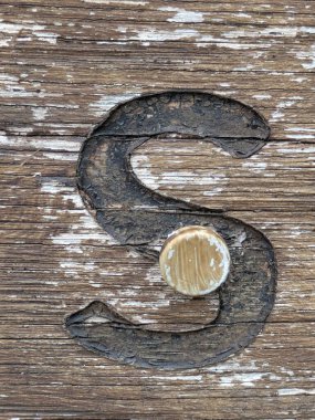 Sıkıntılı Durum Tipografisi ile Yazılan Sözcükler Ransom Yazı Tipi S Harfi Bulundu