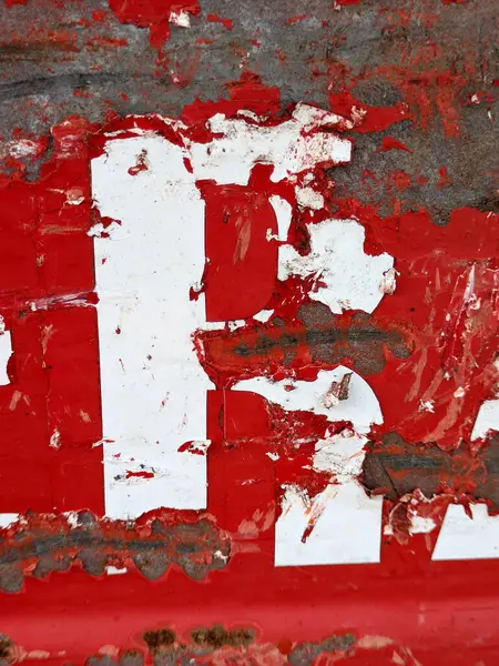 Sıkıntılı Durum Tipografisi ile Yazılan Sözcükler Ransom Yazı Tipi Harfi R