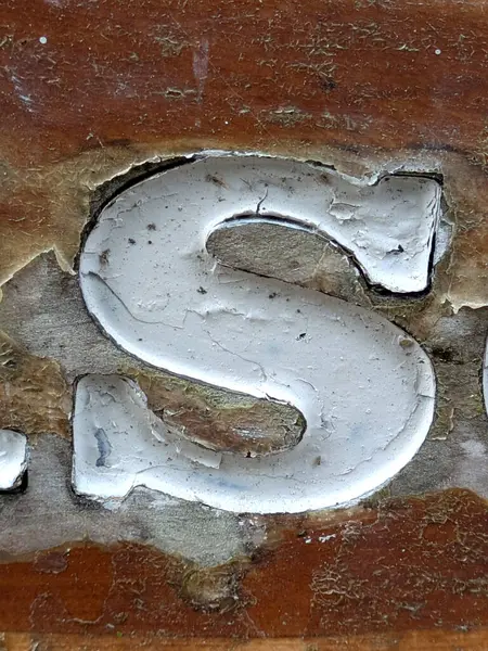 Sıkıntılı Durum Tipografisi ile Yazılan Sözcükler Ransom Yazı Tipi S Harfi Bulundu