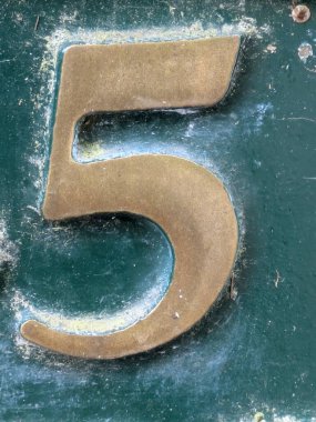 Sıkıntılı Durum Tipografisi Yazılı Sözcükler 5 Numaralı Fidyeyi Buldu