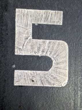 Sıkıntılı Durum Tipografisi Yazılı Sözcükler 5 Numaralı Fidyeyi Buldu