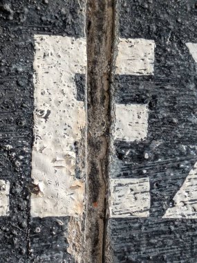 Sıkıntılı Durum Tipografisi ile Yazılan Sözcükler Fidye Mektubu E Bulundu