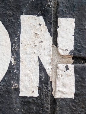 Sıkıntılı Durum Tipografisi ile Yazılan Kelimeler Fidye Mektubu N 'yi Buldu