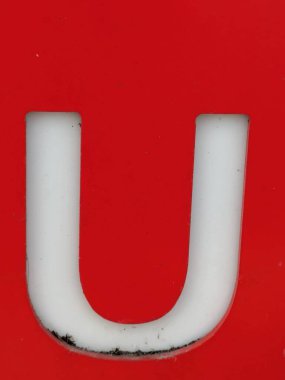 Sıkıntılı Durum Tipografisi ile Yazılan Sözcükler Fidye Mektubunu Bulundu