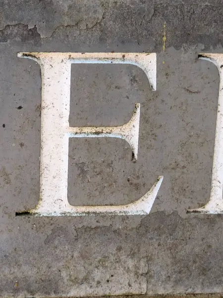 Sıkıntılı Durum Tipografisi ile Yazılan Sözcükler Fidye Mektubu E Bulundu