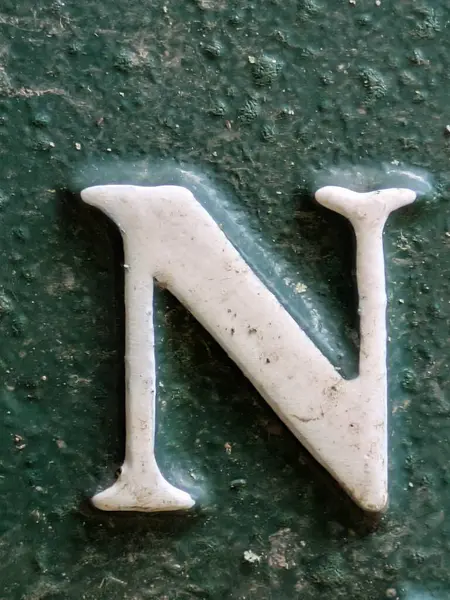 Sıkıntılı Durum Tipografisi ile Yazılan Kelimeler Fidye Mektubu N 'yi Buldu