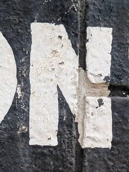 Sıkıntılı Durum Tipografisi ile Yazılan Kelimeler Fidye Mektubu N 'yi Buldu