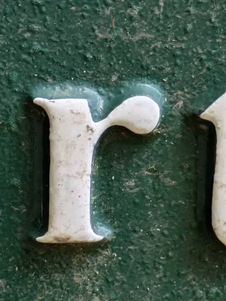 Sıkıntılı Durum Tipografisi ile Yazılan Kelimeler Fidye Mektubu R 'yi Buldu