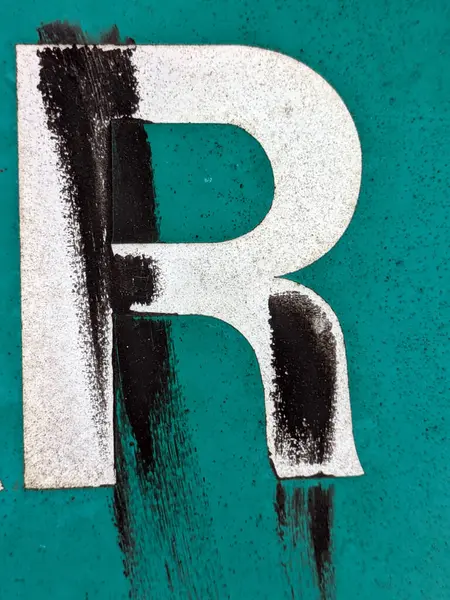 Sıkıntılı Durum Tipografisi ile Yazılan Kelimeler Fidye Mektubu R 'yi Buldu