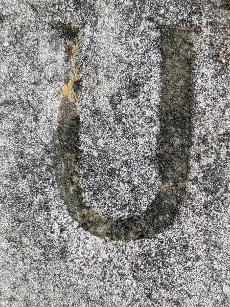 Sıkıntılı Durum Tipografisi ile Yazılan Sözcükler Fidye Mektubunu Bulundu