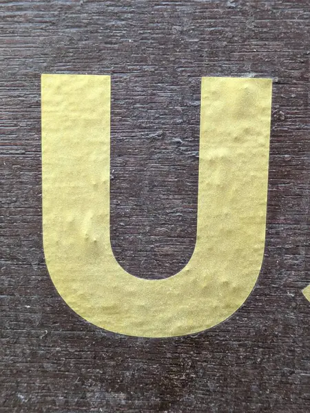 Sıkıntılı Durum Tipografisi ile Yazılan Sözcükler Fidye Mektubunu Bulundu