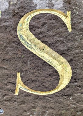 Sıkıntılı Durum Tipografisi ile Yazılan Sözcükler Fidye Harfi S Bulundu