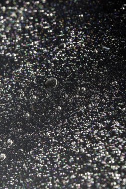 Temiz Arkaplan Üzerinde Kesici Yağ Baloncuğu