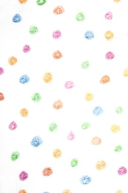 Çok renkli çocuk kalemi boya kalemi benekli benekli puantiyeli arkaplan