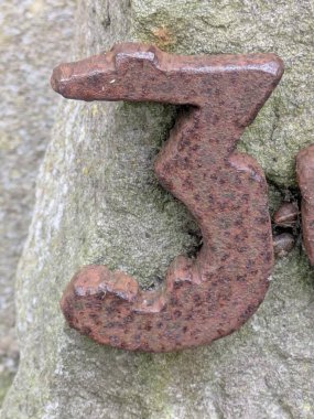 Sıkıntılı Durum Tipografisi Yazı Tipi 3. Yazı Tipi Harfi Bulundu