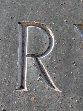 Sıkıntılı Durum Tipografisi ile Yazılan Kelimeler Fidye Mektubu R 'yi Buldu