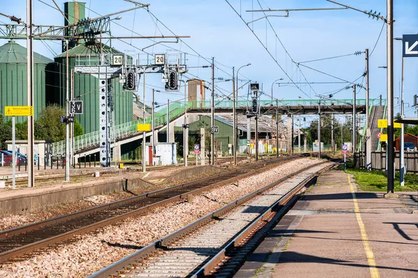 Estación Motteville Línea Paris Havre Instalaciones Ferroviarias Cooperativa Agrícola Fondo — Foto de Stock