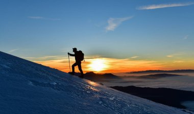 Zirvede Güneşe Buluşma