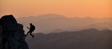 İple kaya tırmanışı