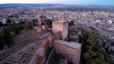 Alhambra Sarayı Granada şehri İspanya Avrupa