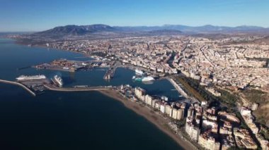 Malaga yoğunluğu. İskele. İspanya Avrupa Endülüs