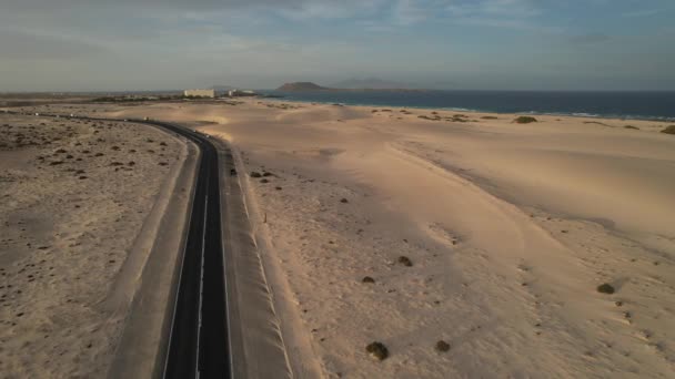カナリア島フェルテベントゥラ 海岸沿いの砂漠 — ストック動画