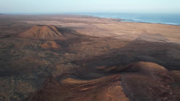 Fuerteventura Kanarische Inseln Luftaufnahme Von Bergen Und Strand — Stockvideo
