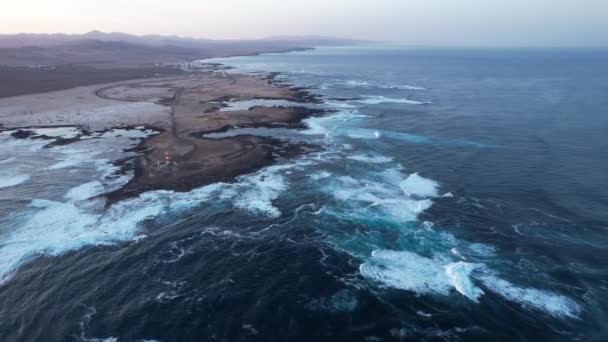 Fuerteventura Kanári Szigetek Világítótorony Hullámokat Európa — Stock videók