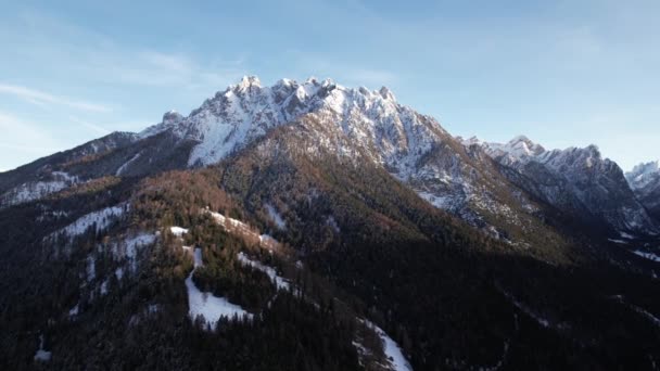 Зимний Город Подножия Альпийских Гор Италии — стоковое видео