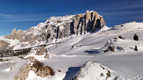 Dolomiten Winter Schneebedeckte Berge Und Skigebiet — Stockvideo
