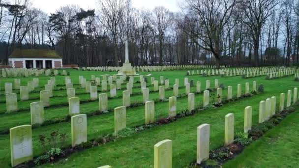 Cmentarz Dla Żołnierzy Poległych Pierwszej Wojnie Światowej Europie — Wideo stockowe