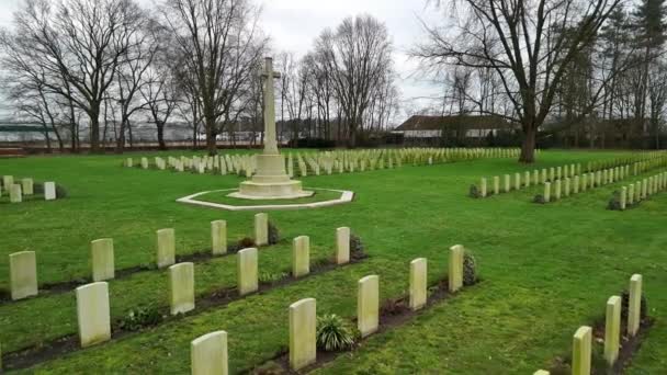 Kyrkogård För Soldater Som Dödades Första Världskriget Europa — Stockvideo