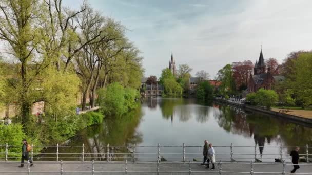 Cidade Belga Bruges Ponte Lago Amor Localização Turística Imagens Alta — Vídeo de Stock