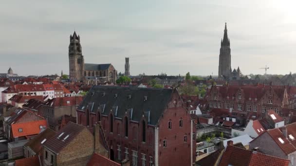 Bruges Parte Centrale Della Città Storica Veduta Aerea Torri Chiese — Video Stock