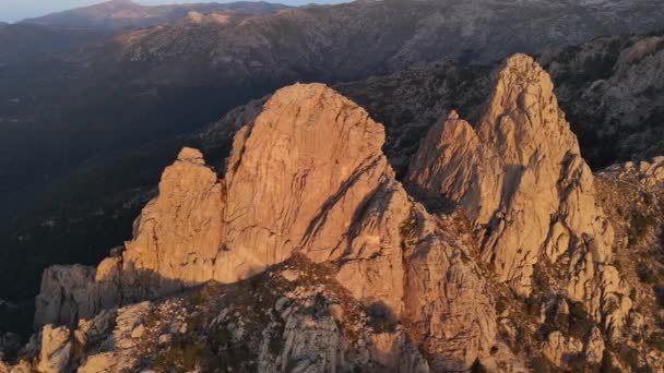 Pandangan Udara Aiguilles Bavella Korsika Menampilkan Lanskap Yang Mencolok Dari — Stok Video