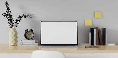 Ofis masası çalışma alanı. Modern çalışma masasında beyaz ekran monitörü. Ekipmanlar masada. Modern ofis kavramı..