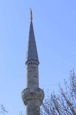 Minaret Spire Gökyüzüne Ulaşır: Mimari, Mavi Gök, Kule, Bina, Minare, Spire, Din, Kültür, Tarihi eser, Görkemli ve Huzurlu.